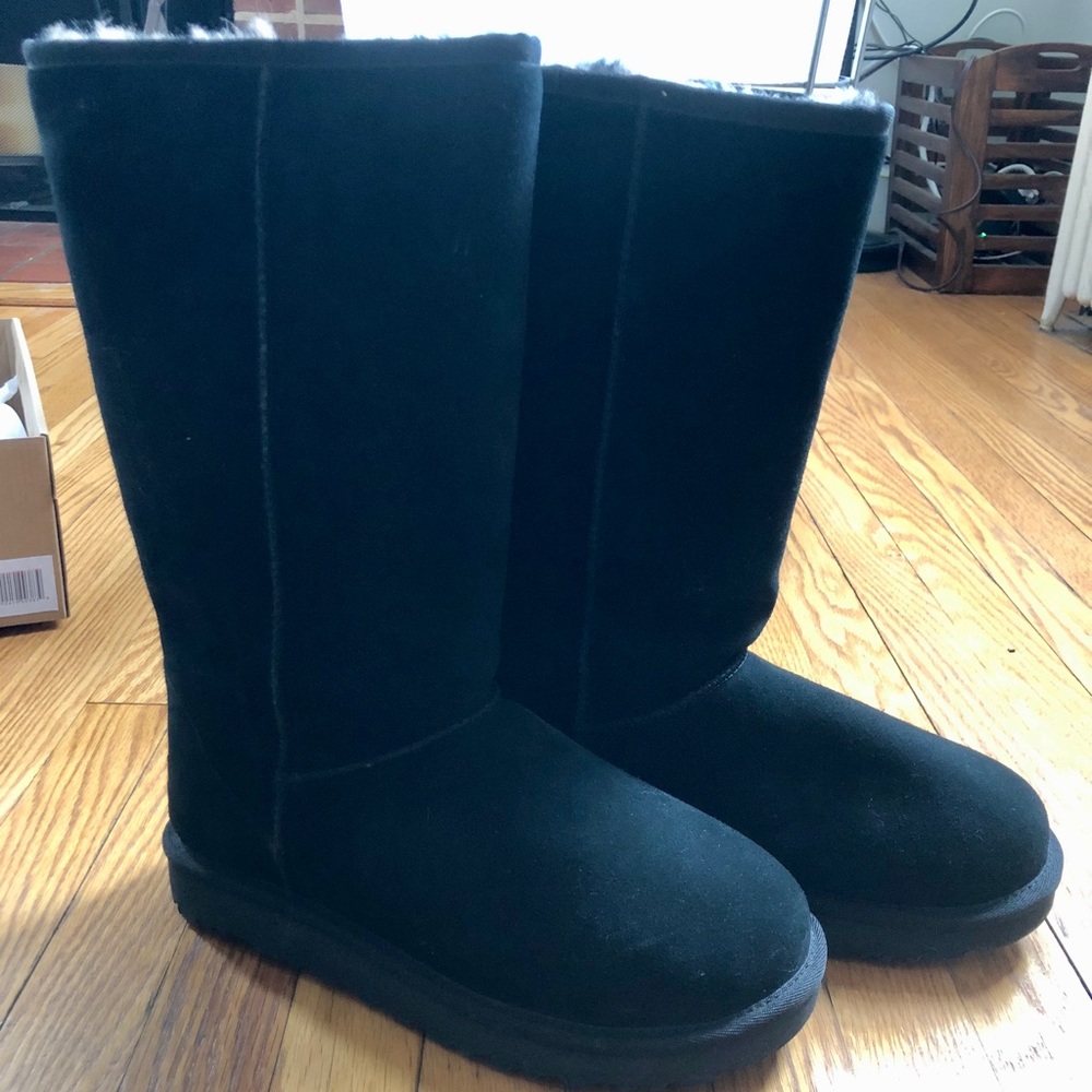 UGG W Classic Tall II Animal